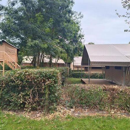 Camping Onlycamp La Confluence Savonnières Buitenkant foto