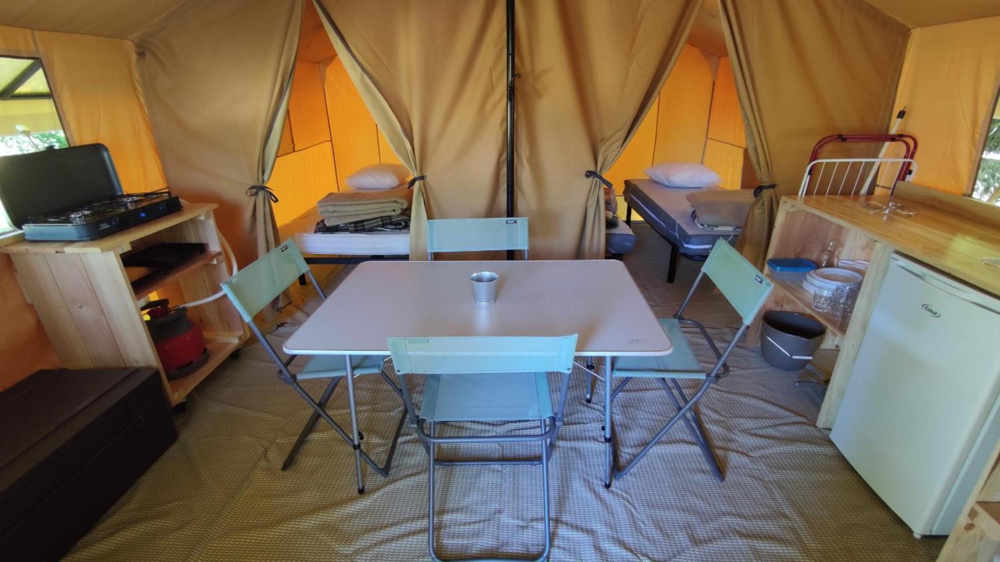Camping Onlycamp La Confluence Savonnières Buitenkant foto